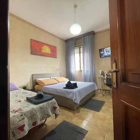 Apartamento Comfortable Apartment, Near The Center Of *