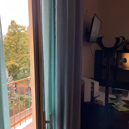 Comfortable Apartment, Near The Center Of