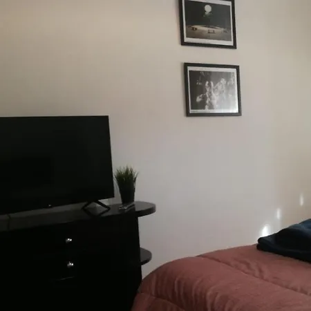 Comfortable Apartment, Near The Center Of * Modena
