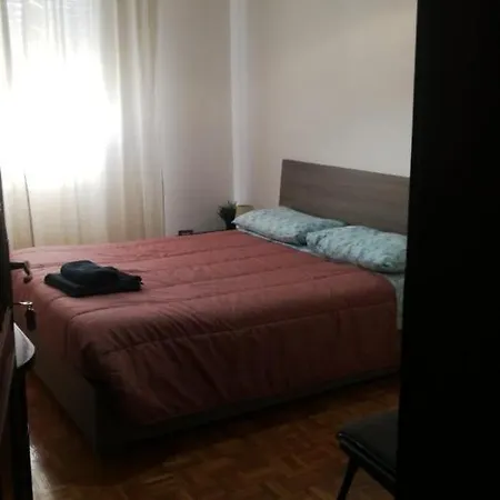 Comfortable Apartment, Near The Center Of *