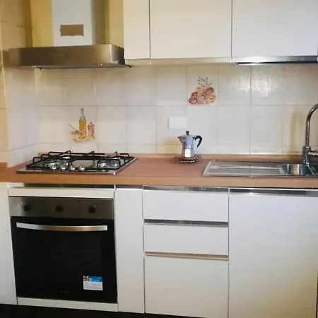 Comfortable Apartment, Near The Center Of Apartamento *